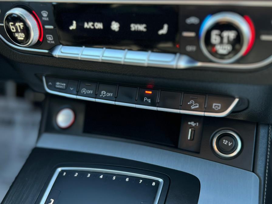 2020 Audi SQ5 Premium Plus 3.0 TFSI quattro photo