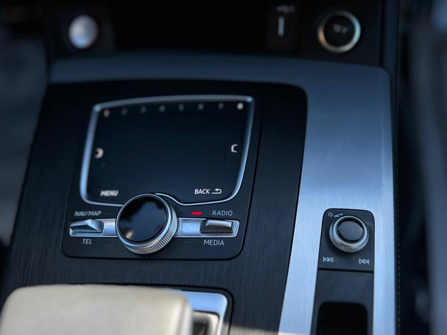 2020 Audi SQ5 Premium Plus 3.0 TFSI quattro photo