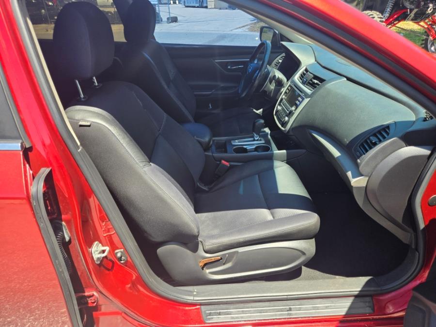 2016 Nissan Altima 4dr Sdn I4 2.5 SV photo