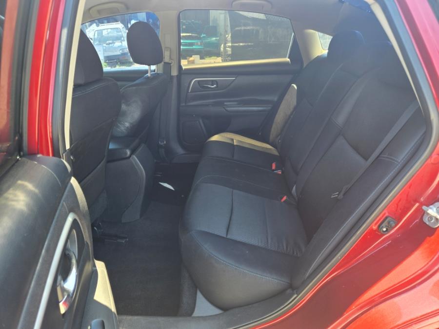 2016 Nissan Altima 4dr Sdn I4 2.5 SV photo
