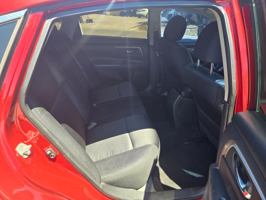2016 Nissan Altima 4dr Sdn I4 2.5 SV photo