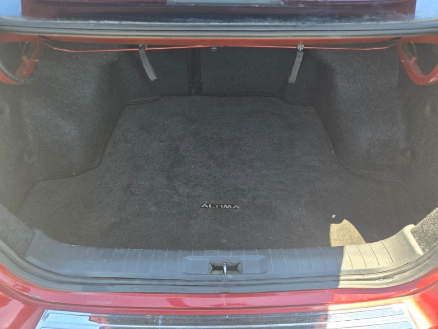 2016 Nissan Altima 4dr Sdn I4 2.5 SV photo