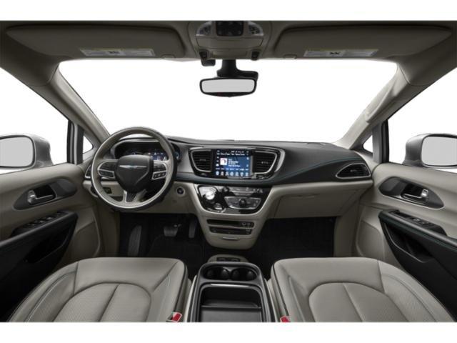 2018 Chrysler Pacifica Hybrid Touring Plus photo
