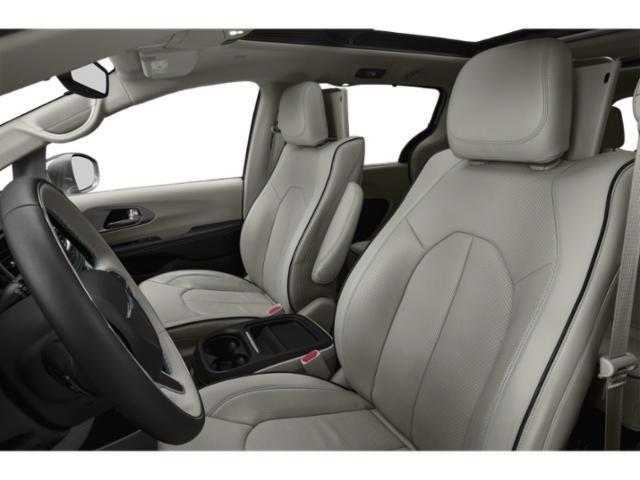 2018 Chrysler Pacifica Hybrid Touring Plus photo