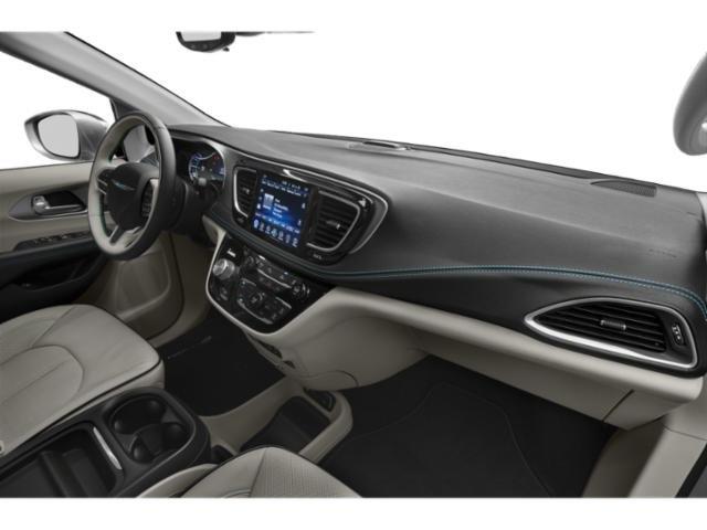 2018 Chrysler Pacifica Hybrid Touring Plus photo