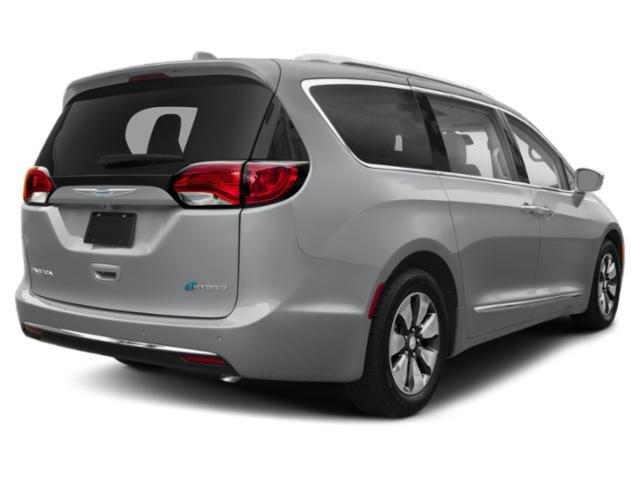 2018 Chrysler Pacifica Hybrid Touring Plus photo
