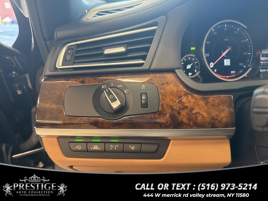 2015 BMW 7-Series 4dr Sdn 750Li xDrive AWD photo