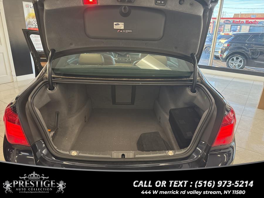 2015 BMW 7-Series 4dr Sdn 750Li xDrive AWD photo