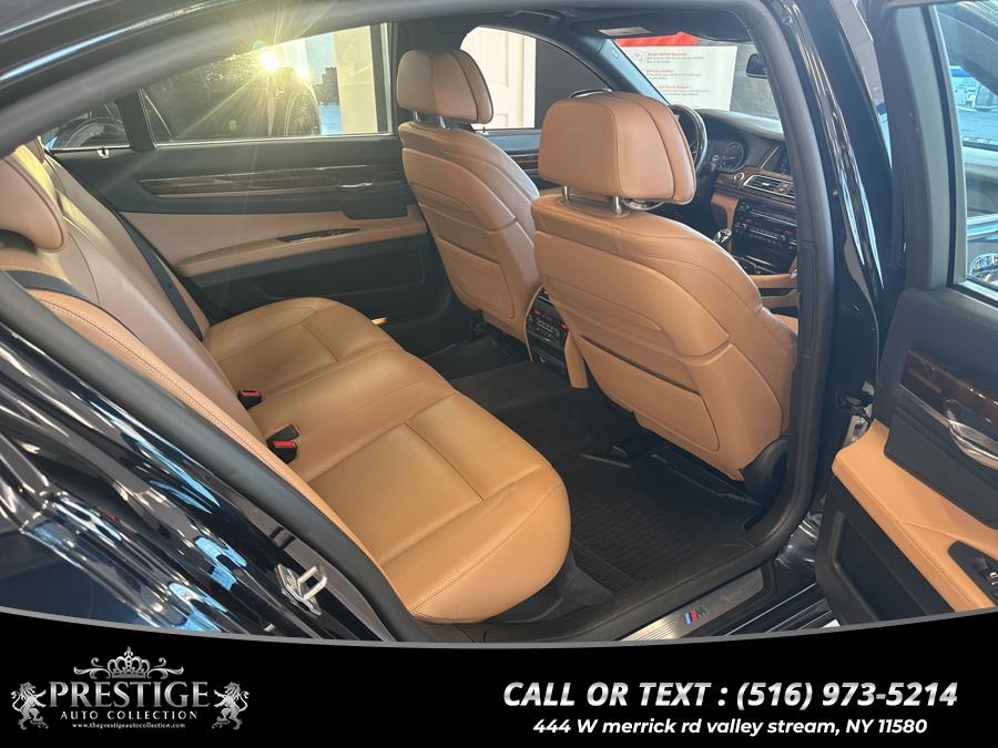 2015 BMW 7-Series 4dr Sdn 750Li xDrive AWD photo