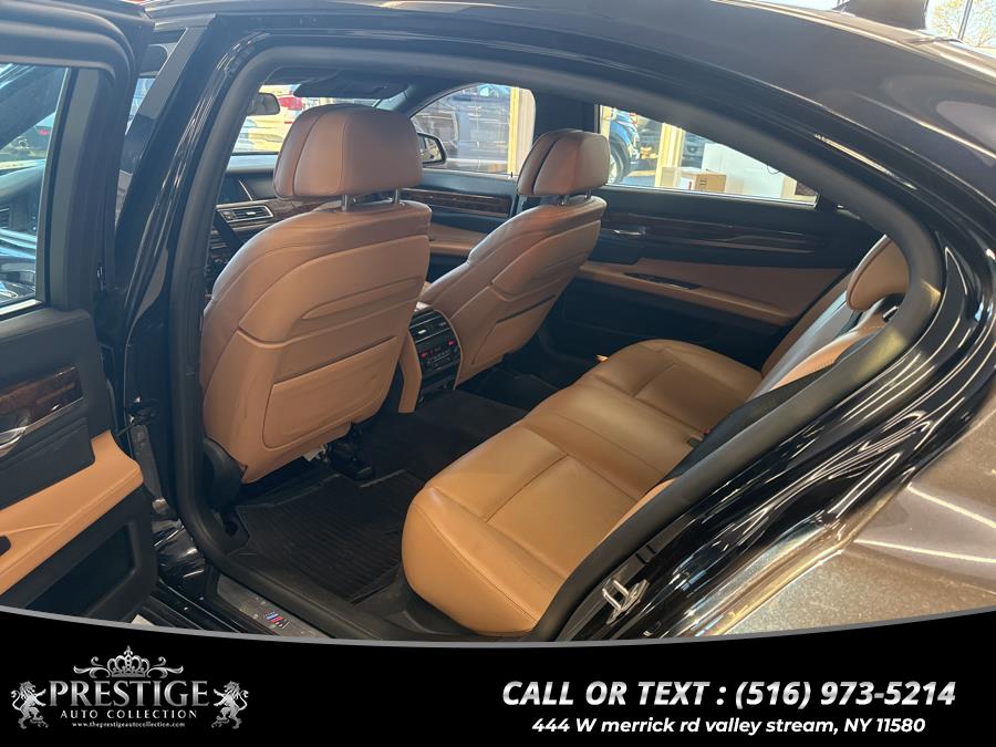 2015 BMW 7-Series 4dr Sdn 750Li xDrive AWD photo