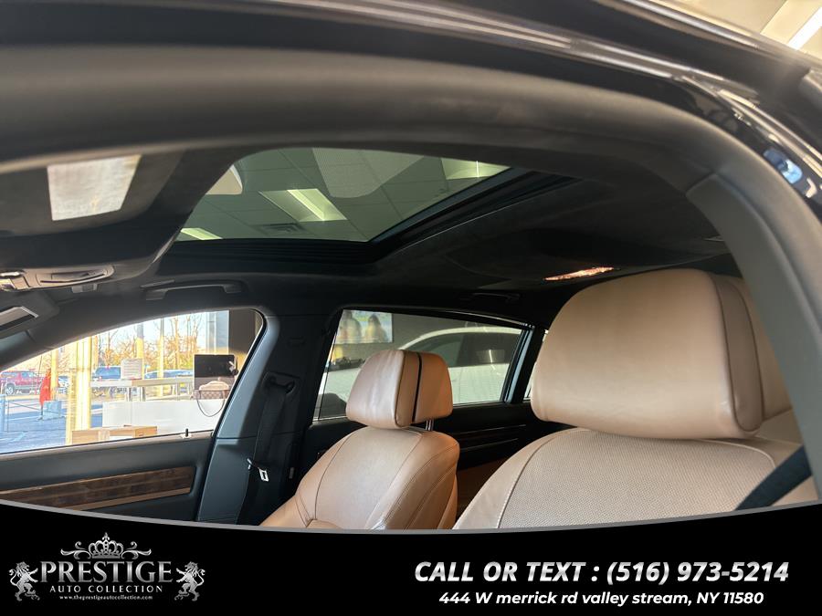 2015 BMW 7-Series 4dr Sdn 750Li xDrive AWD photo