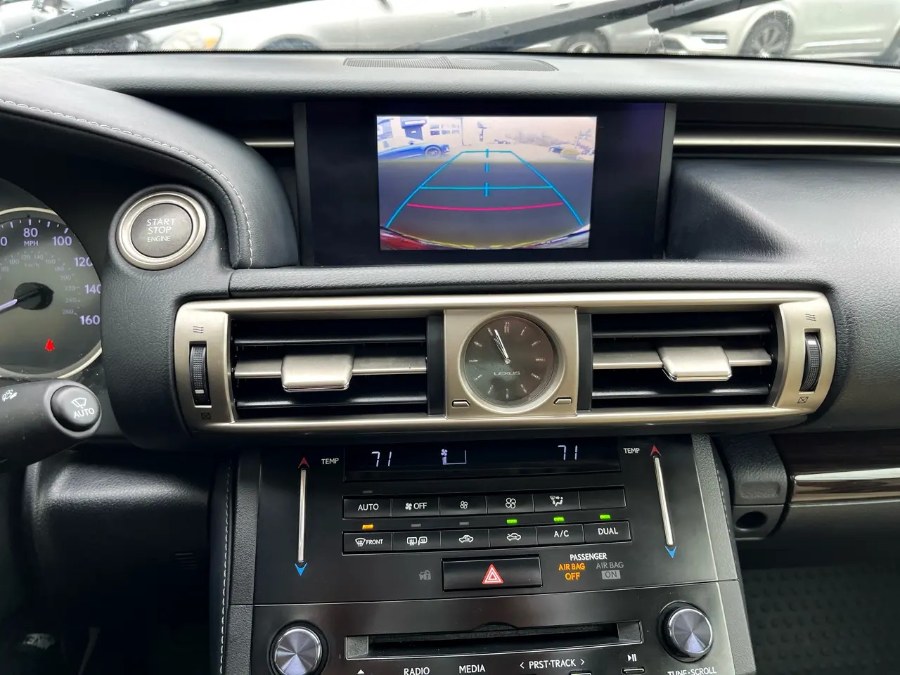 2014 Lexus IS 250 photo