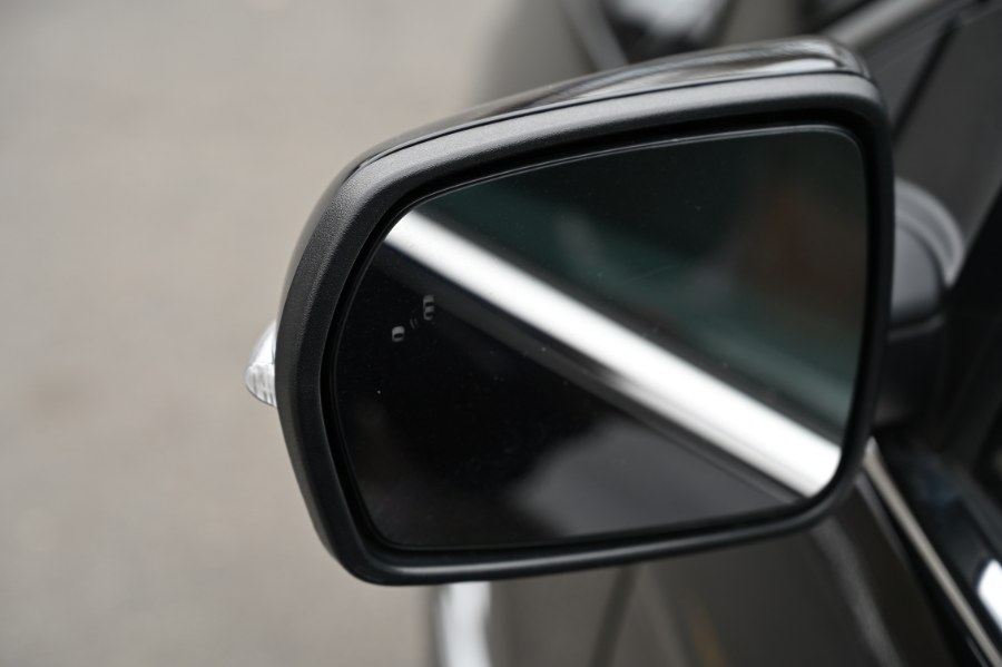 2023 Ford Edge Titanium AWD photo