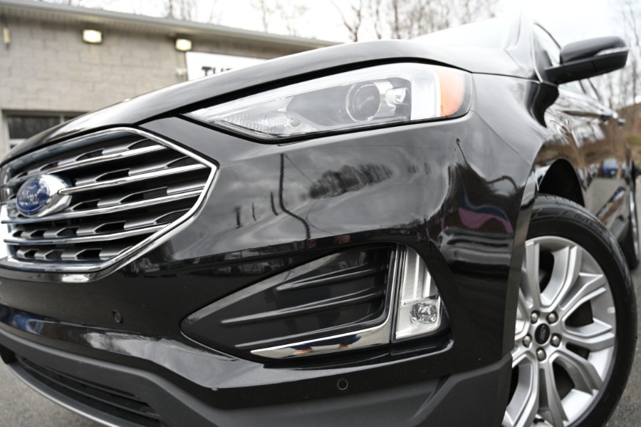 2023 Ford Edge Titanium AWD photo