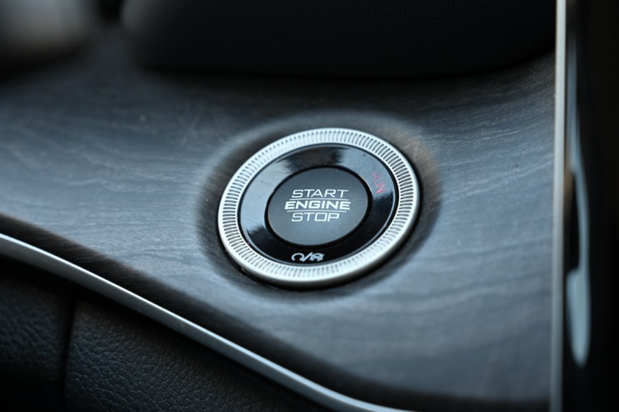 2022 Jeep Grand Cherokee Limited 4x4 photo