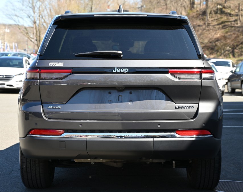 2022 Jeep Grand Cherokee Limited 4x4 photo