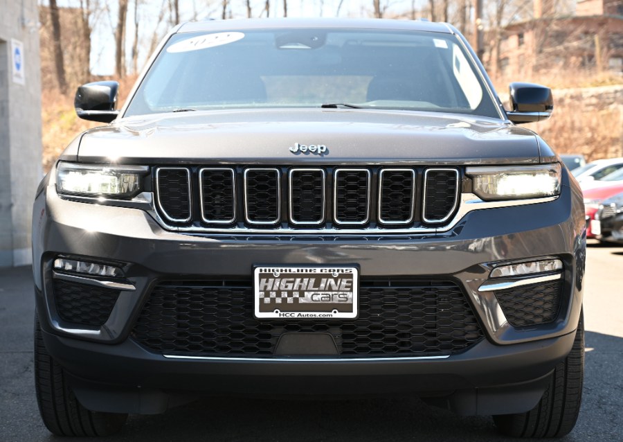2022 Jeep Grand Cherokee Limited 4x4 photo