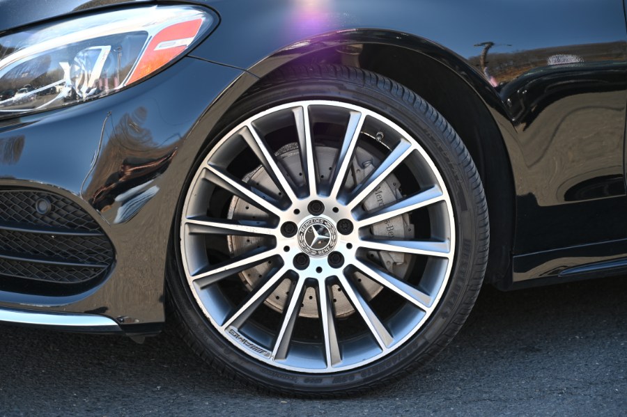 2018 Mercedes-Benz C-Class C 300 4MATIC Sedan photo