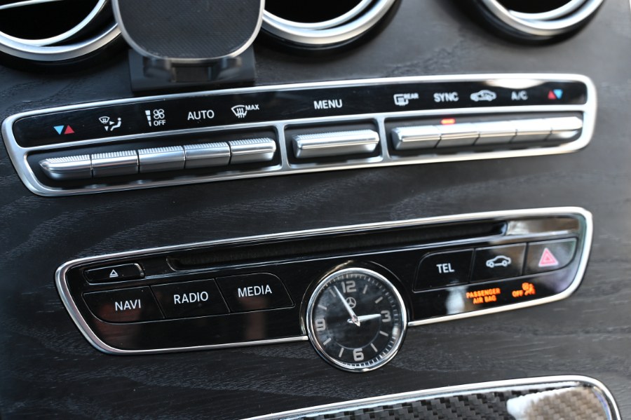 2018 Mercedes-Benz C-Class C 300 4MATIC Sedan photo