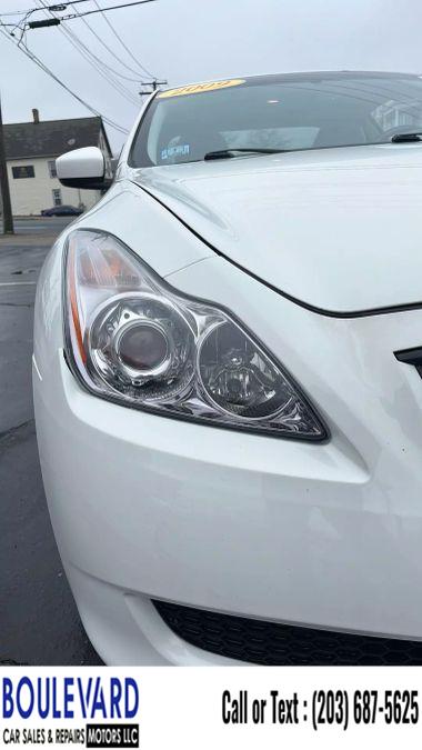 2009 Infiniti Integra x photo