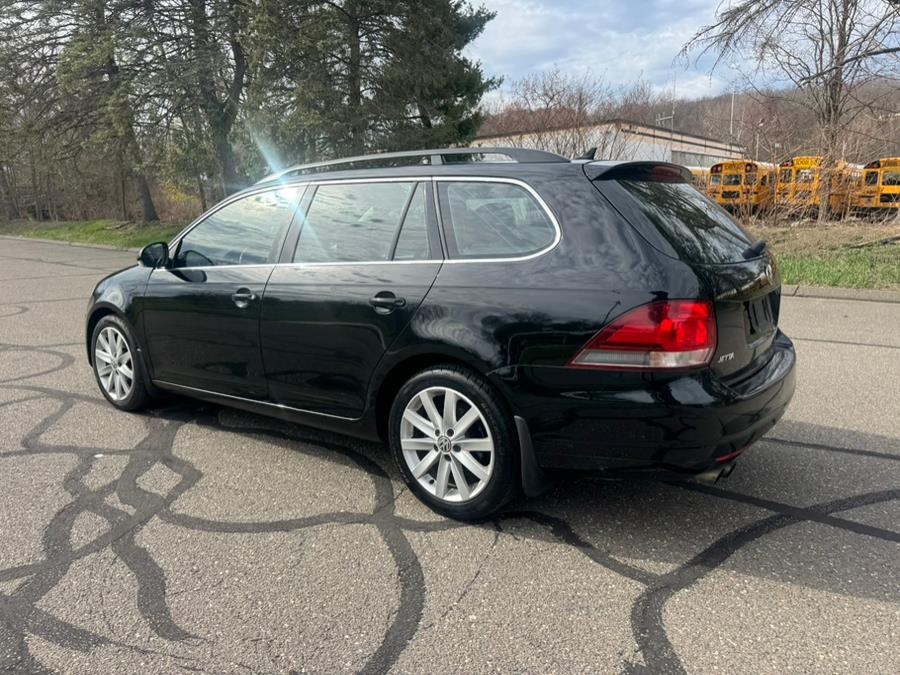 2013 Volkswagen Jetta SportWagen TDI photo