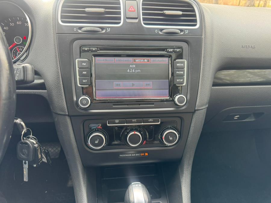 2013 Volkswagen Jetta SportWagen TDI photo