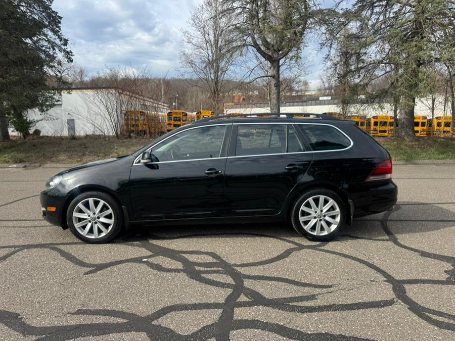 2013 Volkswagen Jetta SportWagen TDI photo