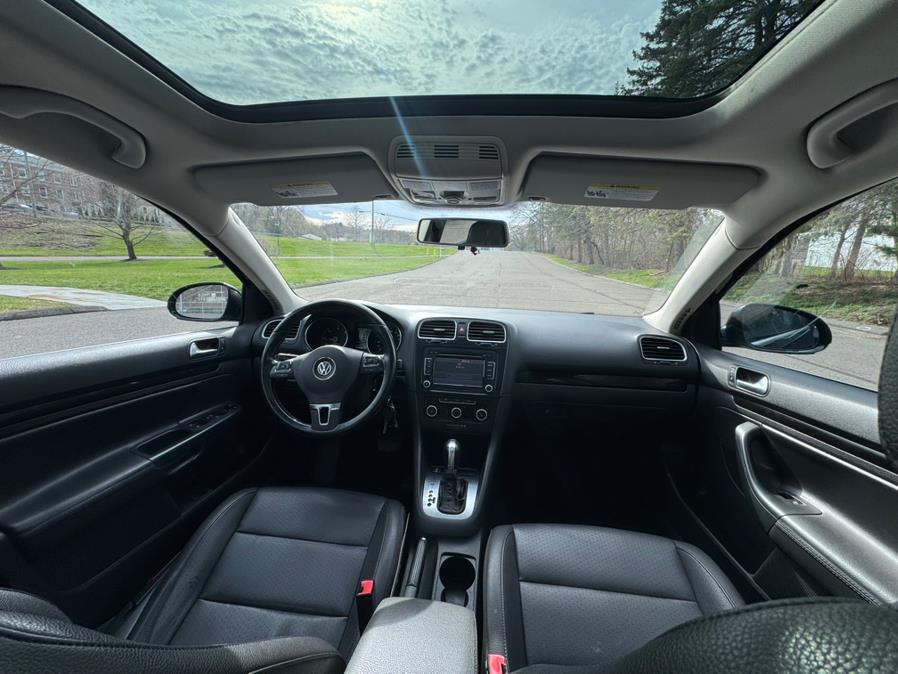 2013 Volkswagen Jetta SportWagen TDI photo