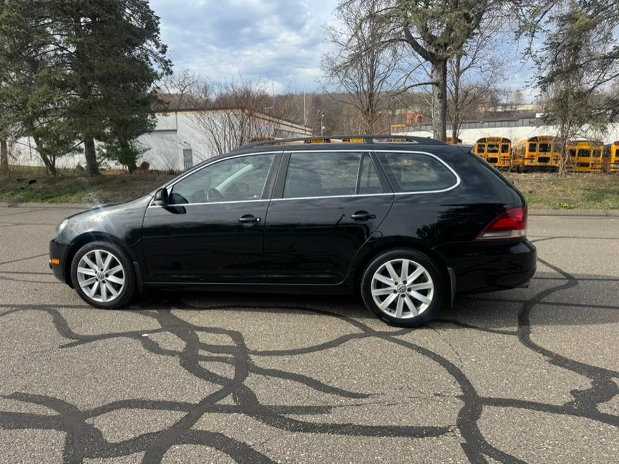 2013 Volkswagen Jetta SportWagen TDI photo