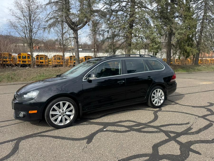 2013 Volkswagen Jetta SportWagen TDI photo