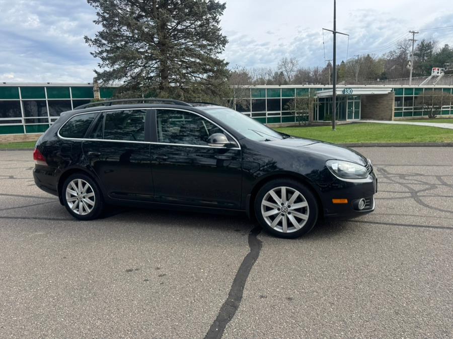 2013 Volkswagen Jetta SportWagen TDI photo