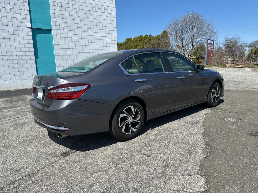 2017 Honda ACCORD SEDAN LX CVT photo