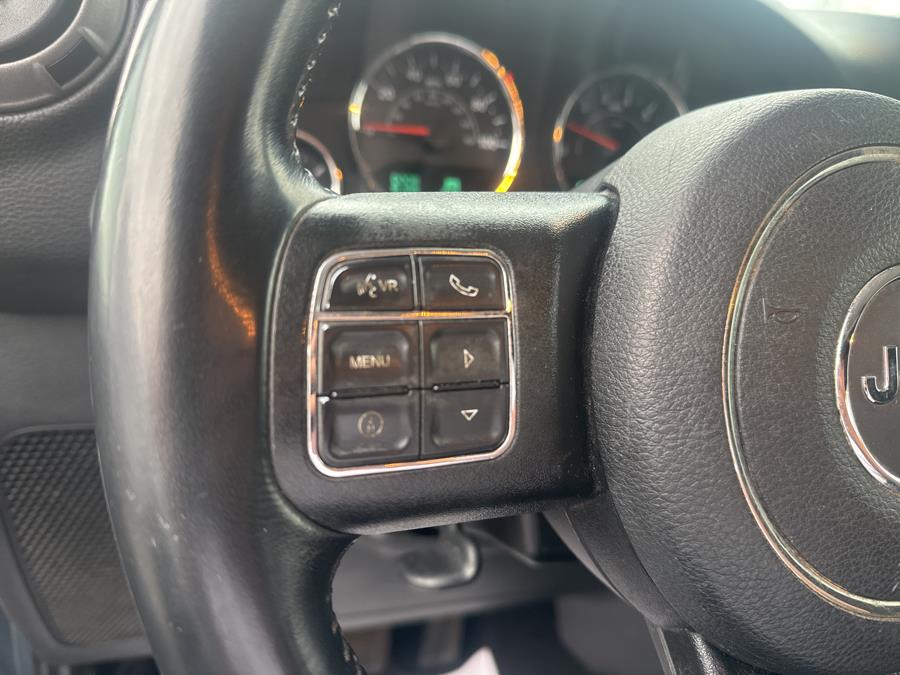 2016 Jeep Wrangler Unlimited 4WD 4dr Sport photo