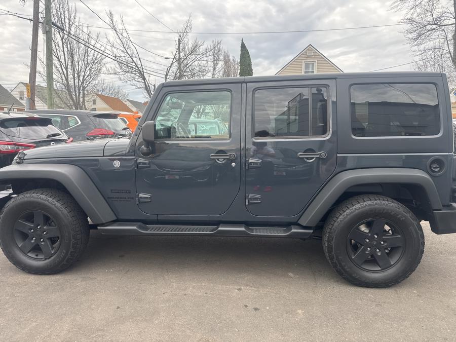 2016 Jeep Wrangler Unlimited 4WD 4dr Sport photo