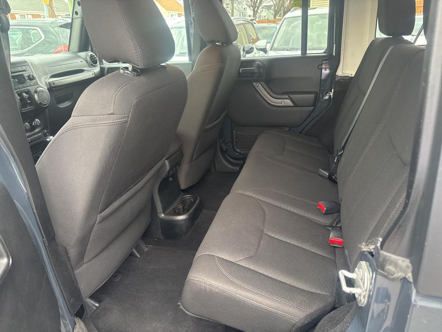 2016 Jeep Wrangler Unlimited 4WD 4dr Sport photo