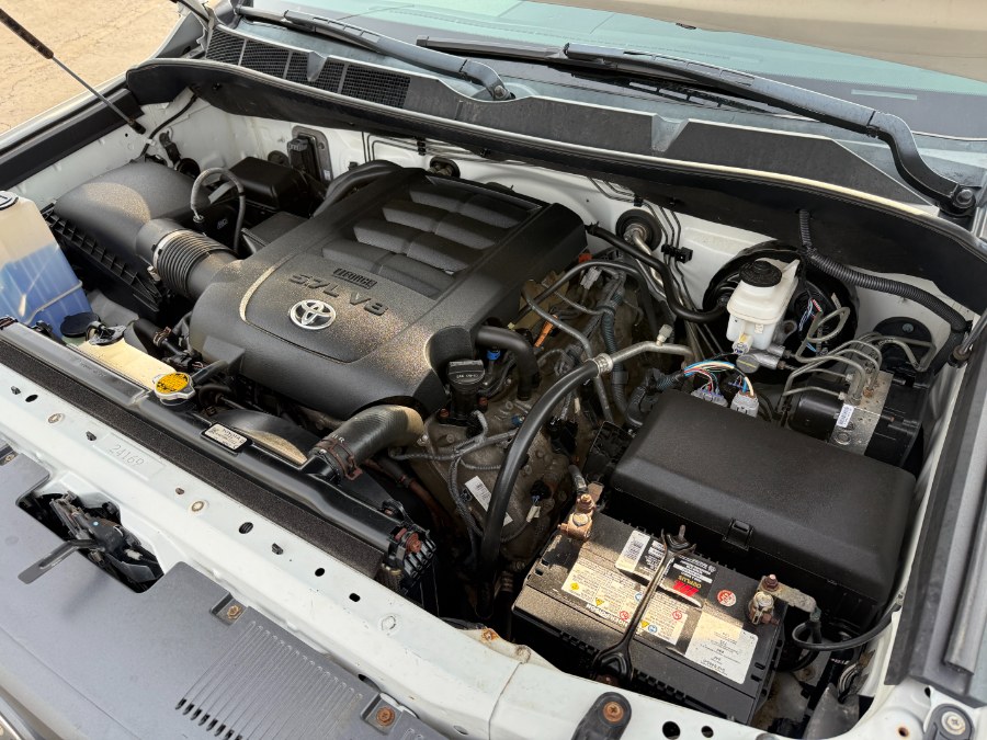 2015 Toyota Tundra 4WD Truck CrewMax 5.7L V8 6-Spd AT TRD P photo