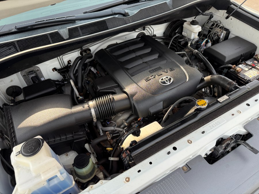 2015 Toyota Tundra 4WD Truck CrewMax 5.7L V8 6-Spd AT TRD P photo