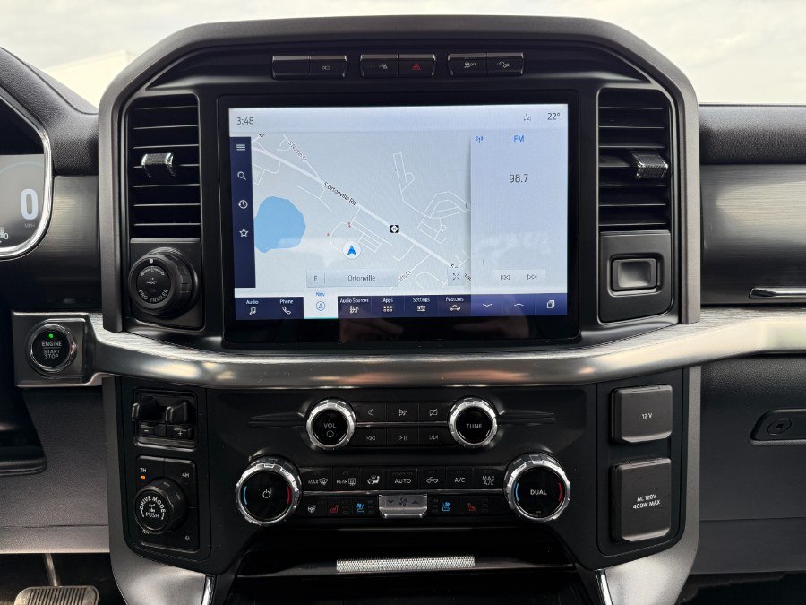 2022 Ford F-150 LARIAT 4WD SuperCrew 5.5'' Box photo