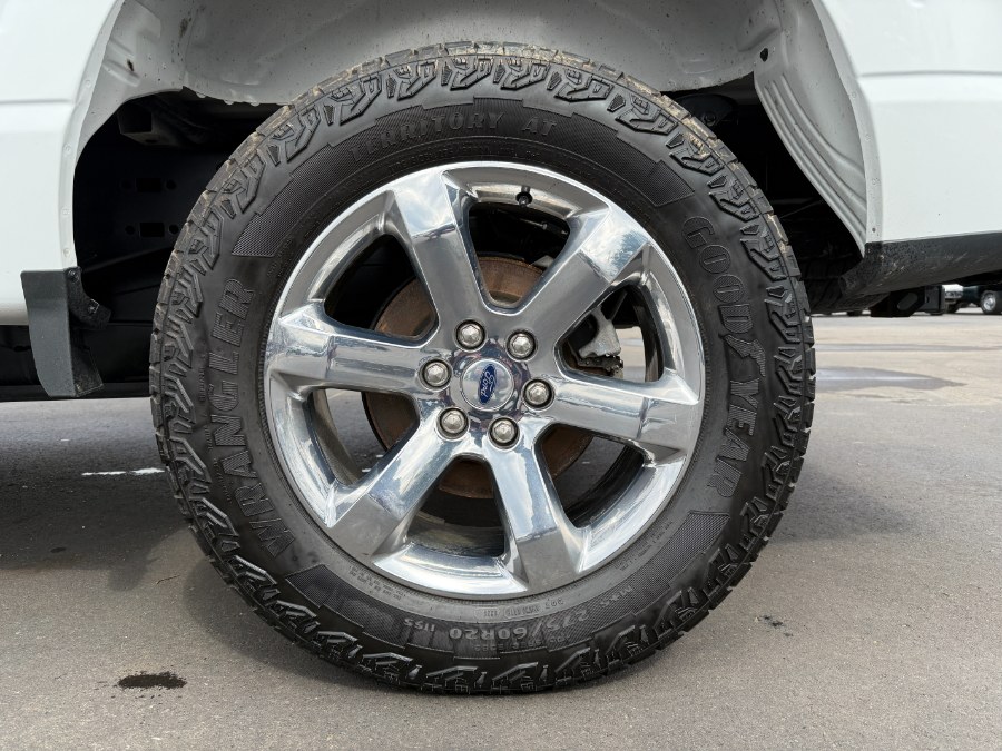 2022 Ford F-150 LARIAT 4WD SuperCrew 5.5'' Box photo