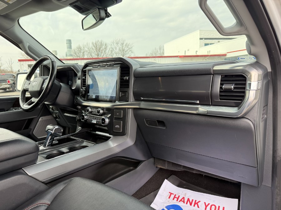 2022 Ford F-150 LARIAT 4WD SuperCrew 5.5'' Box photo