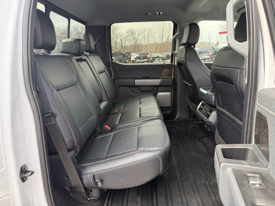 2022 Ford F-150 LARIAT 4WD SuperCrew 5.5'' Box photo