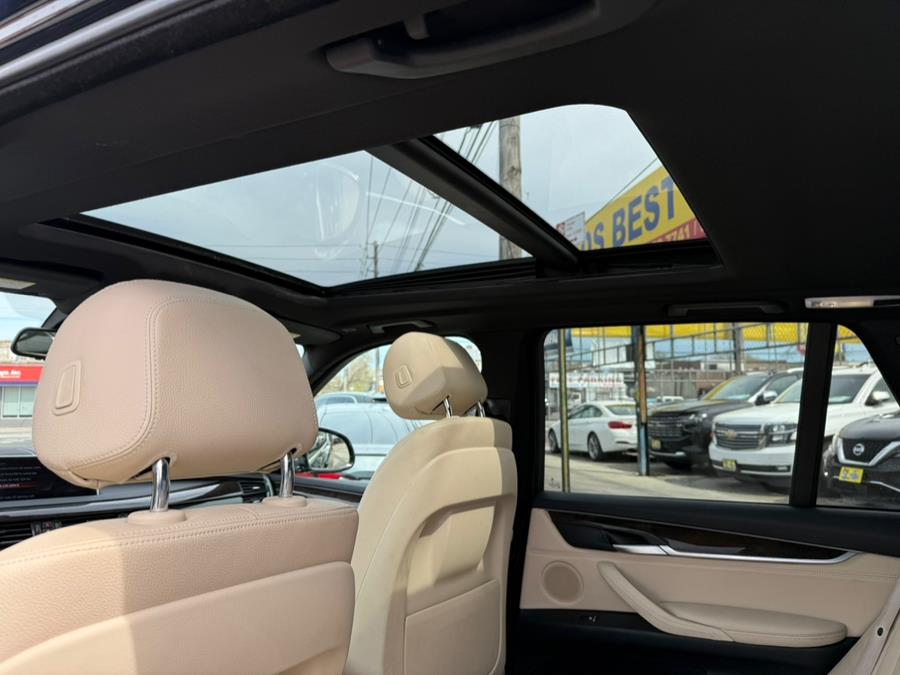2017 BMW X5 xDrive35i Sports Activity Vehi photo
