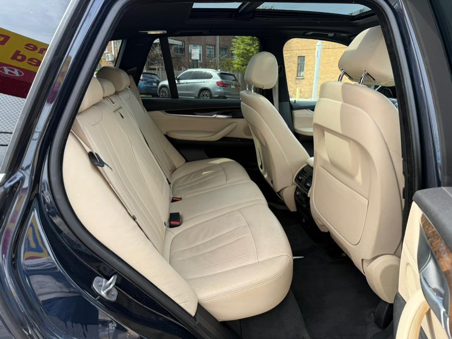 2017 BMW X5 xDrive35i Sports Activity Vehi photo