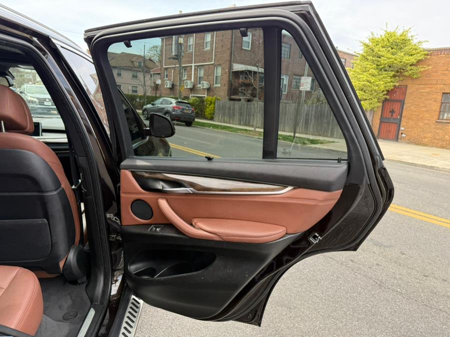 2017 BMW X5 xDrive35i Sports Activity Vehi photo