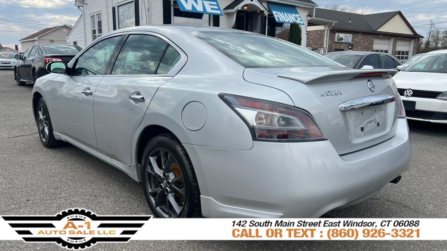 2012 Nissan Maxima 3.5 S photo