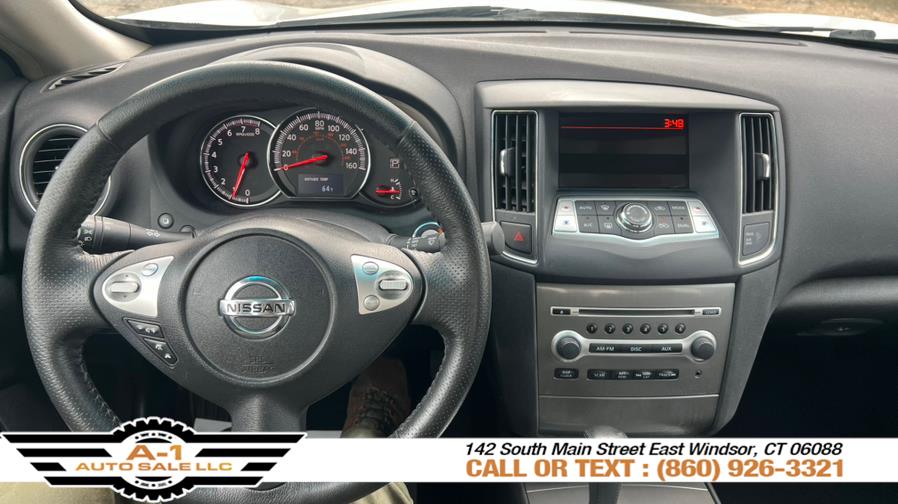 2012 Nissan Maxima 3.5 S photo