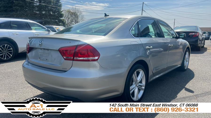 2014 Volkswagen Passat SE photo