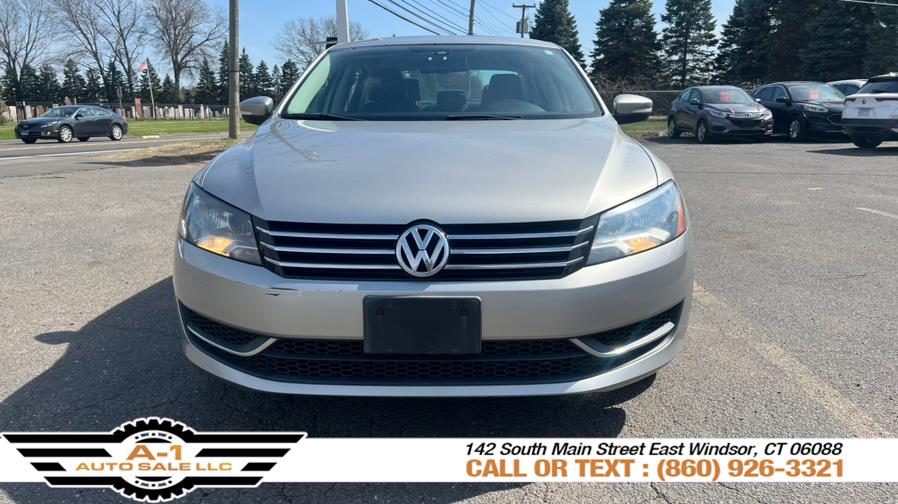 2014 Volkswagen Passat SE photo