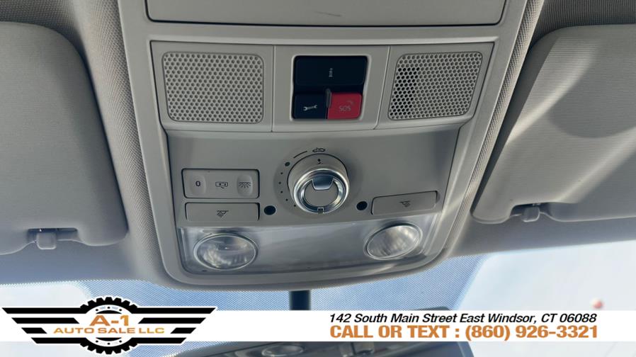 2014 Volkswagen Passat SE photo