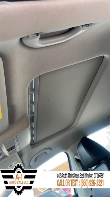 2014 Volkswagen Passat SE photo